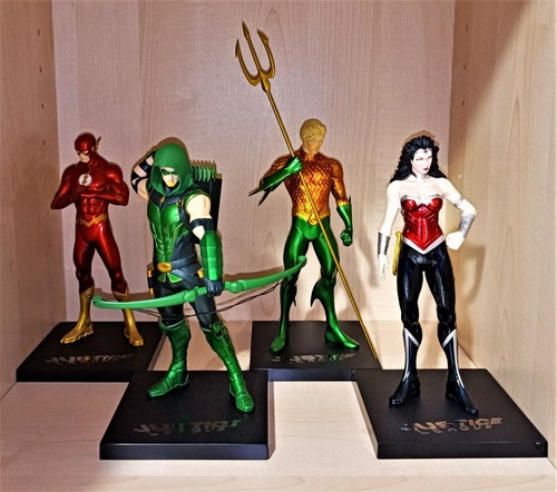 Flash aquaman wonder woman - aquaman,